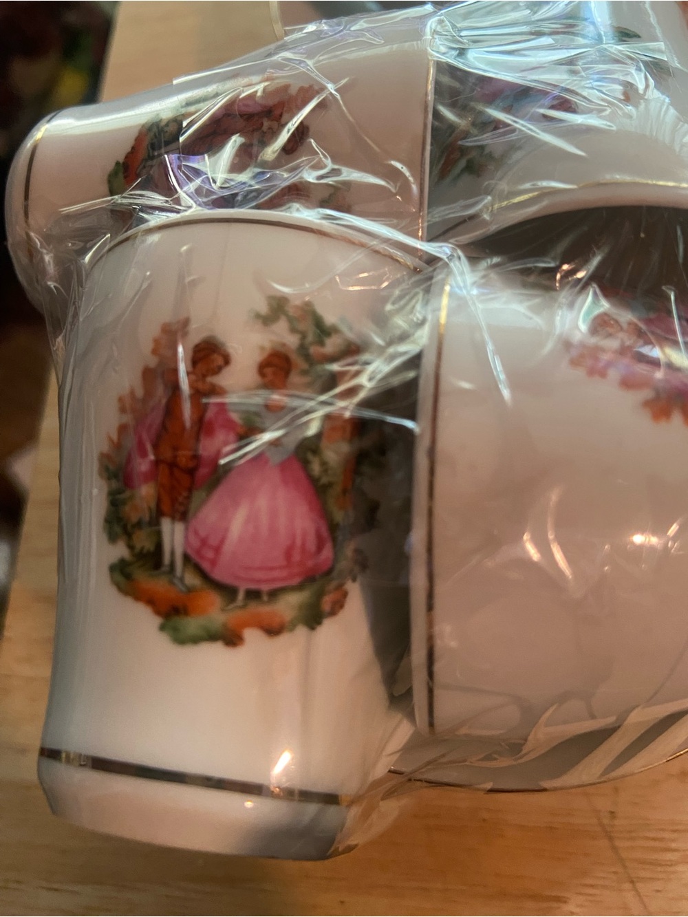 Classic Pink Vintage Couple Porcelain Espresso Cup -saucer set of 7